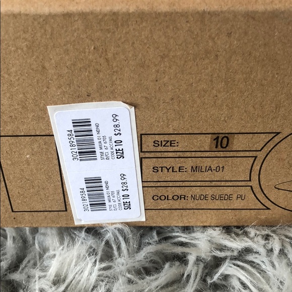 ❗️Nude Heels 👠 - Picture 4 of 4